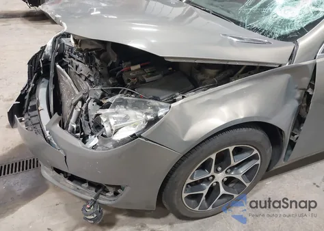 2017 Buick Regal Turbo Sport Touring z USA, uszkodzony, nr VIN 2G4GL5EX7H9179854